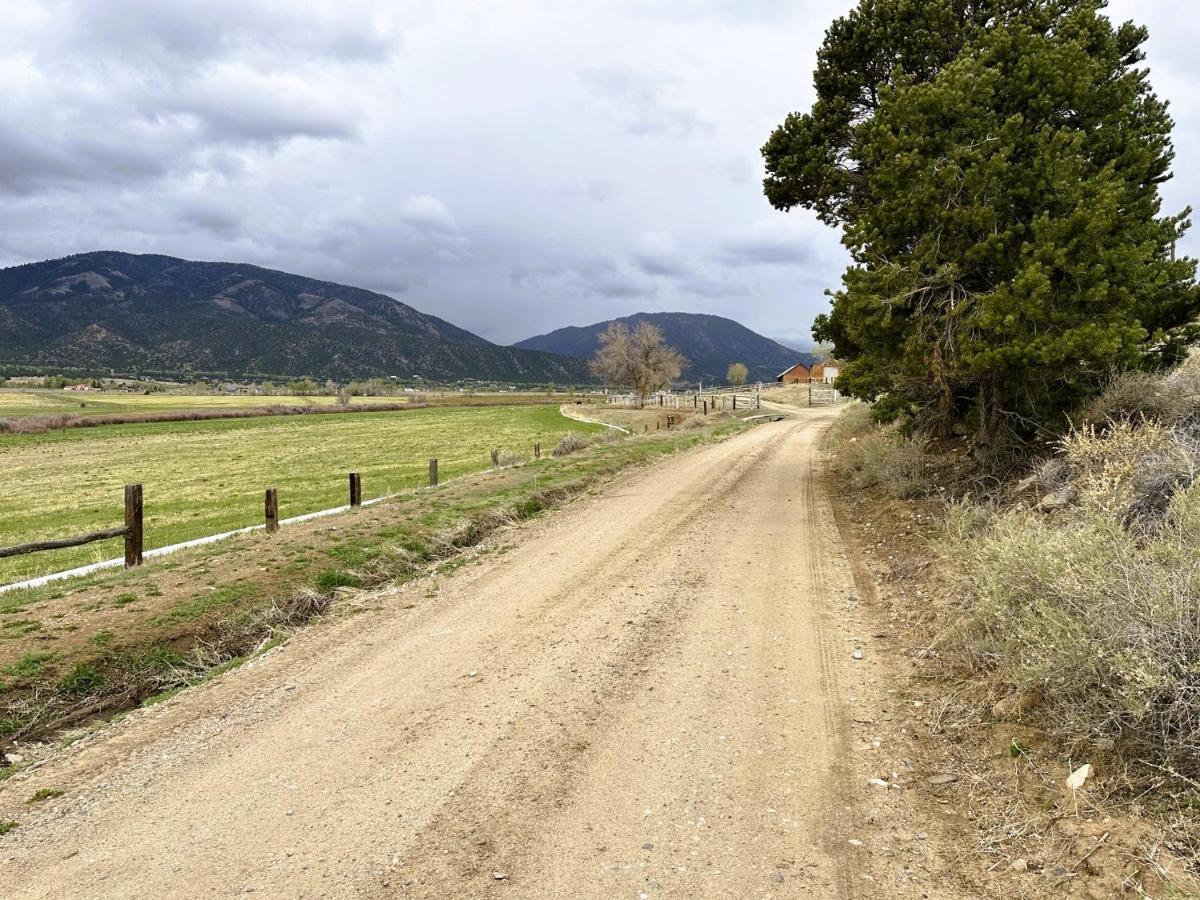 Private Retreat On Working Horse And Cattle Ranch Villa Salida Buitenkant foto